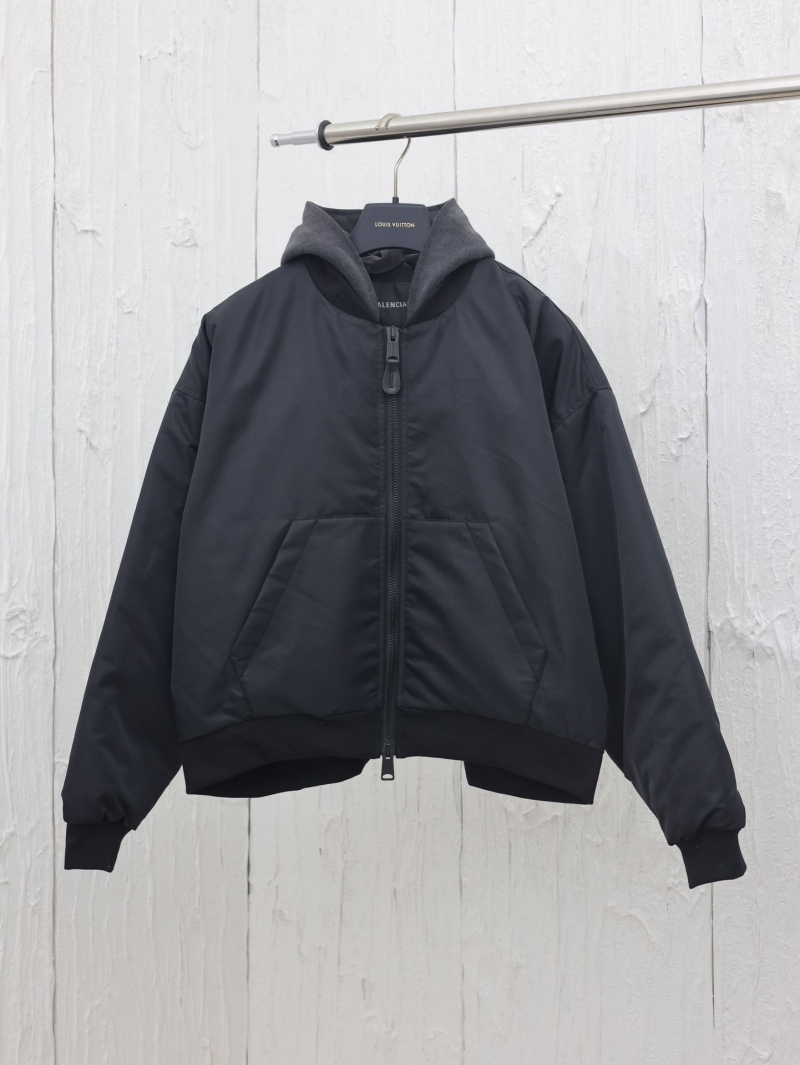 Ba*len*cia*ga coats